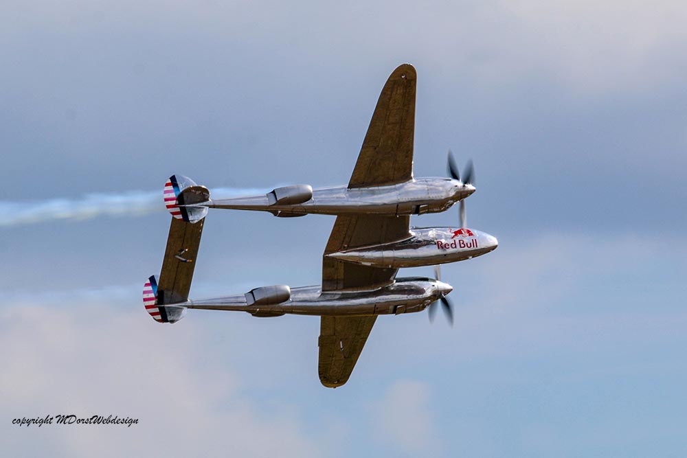 P-38_RedBull_Duxford_2015_9.jpg