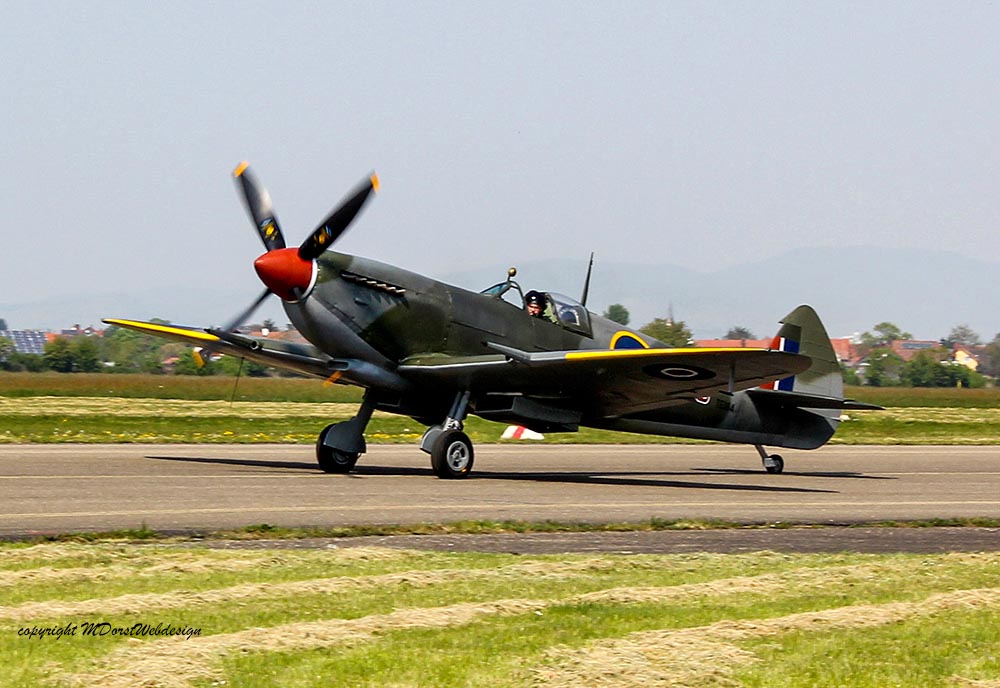 Spitfire MkXVI TE184 2011 04 2027